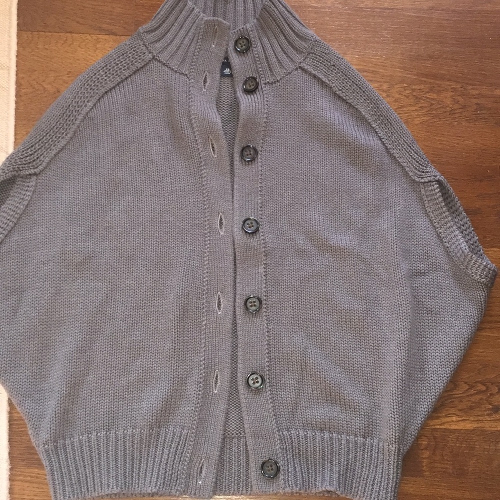Banana Republic shrug/sweater. - Picture 1 of 2